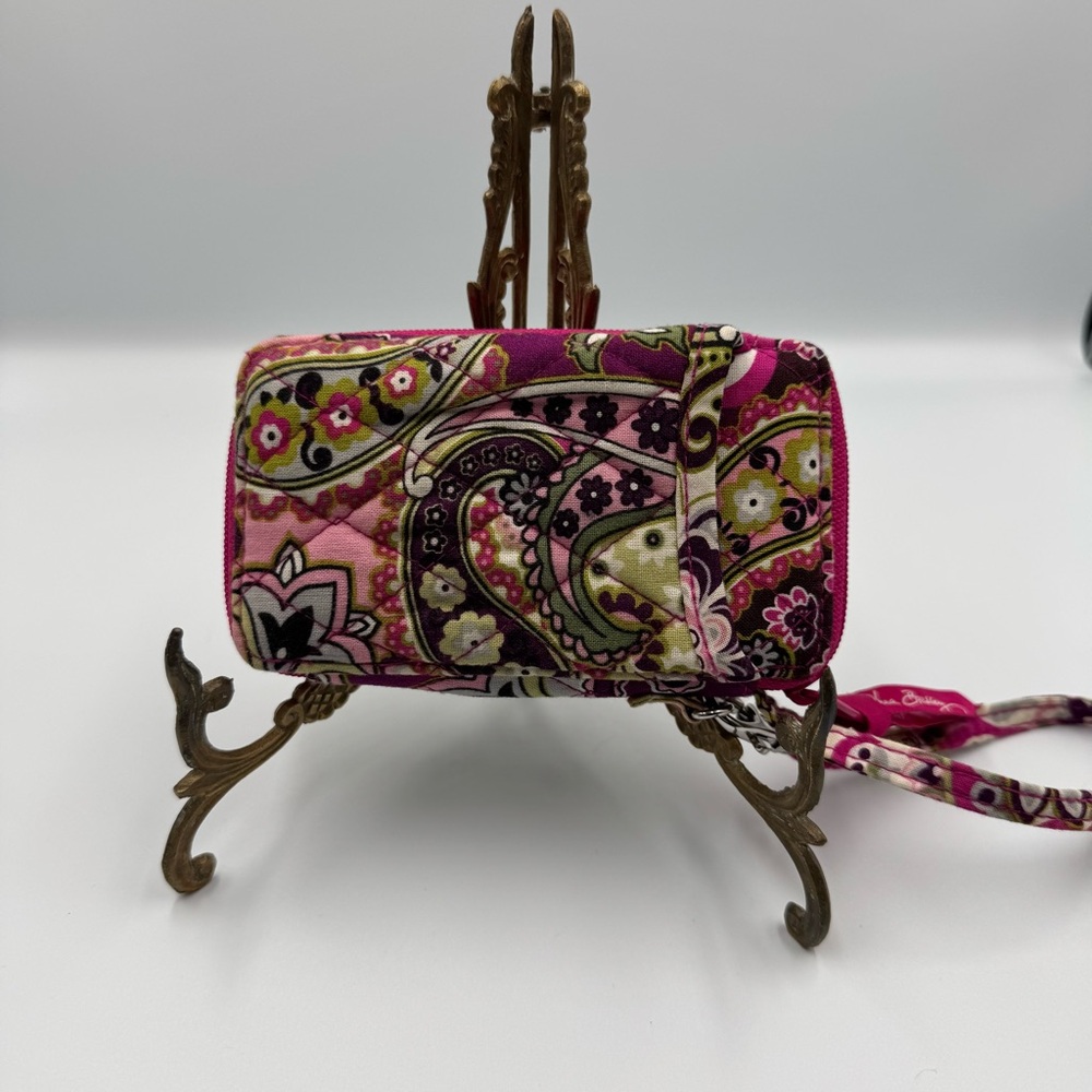 Vera Bradley ALL IN ONE Wallet Wristlet Retired Pattern Very Berry Paisley